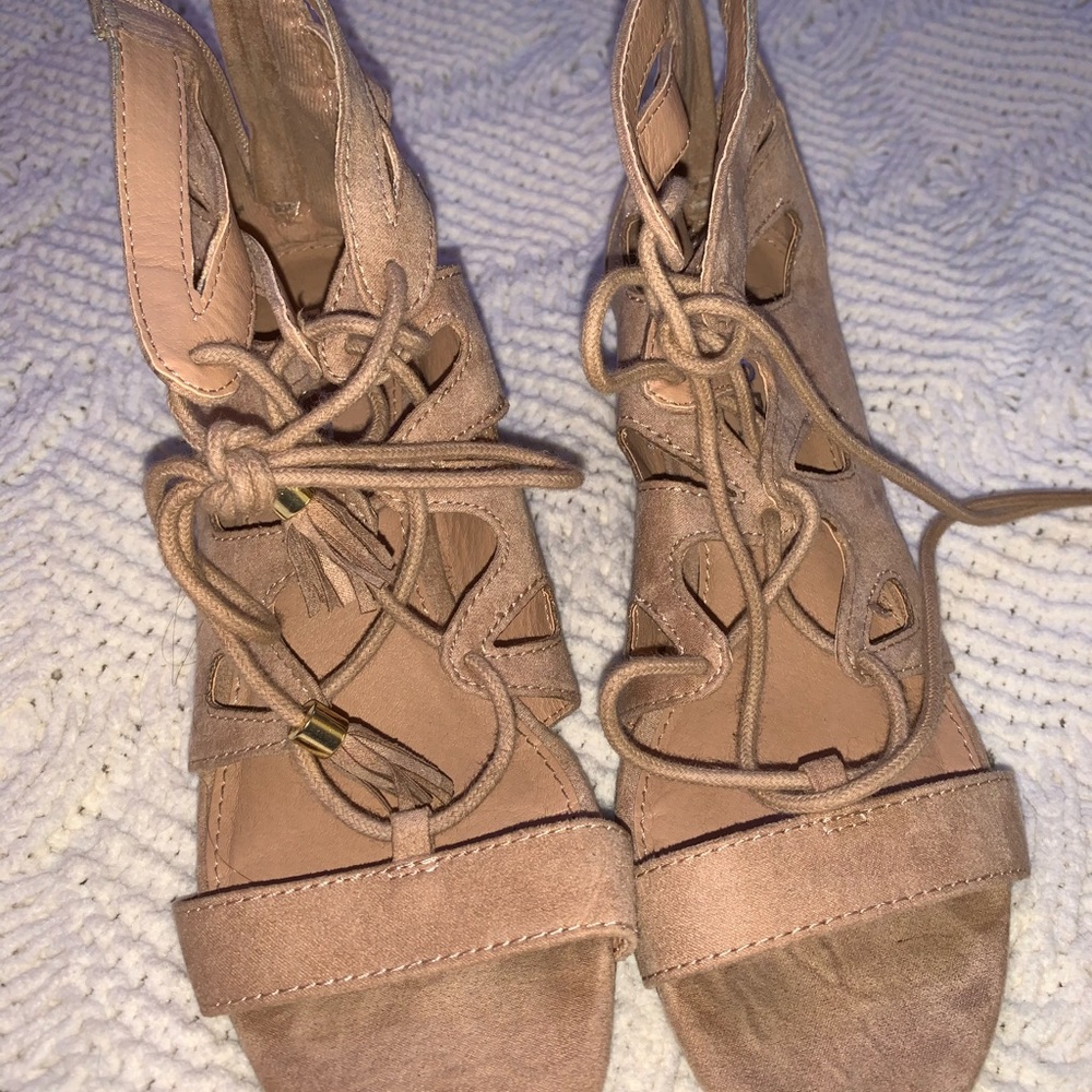 women’s lace up heels.